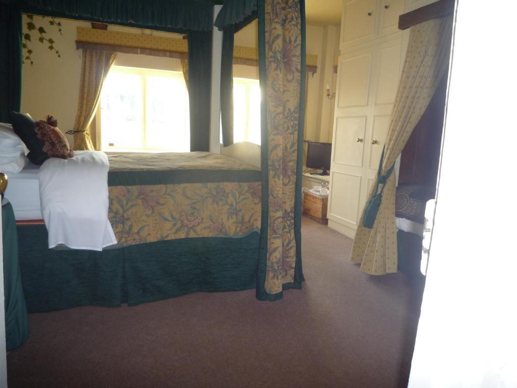 Cardynham House Hotel Stroud  Eksteriør billede